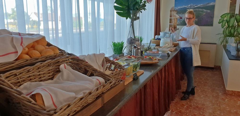 Canada Hotel Budapest Kültér fotó